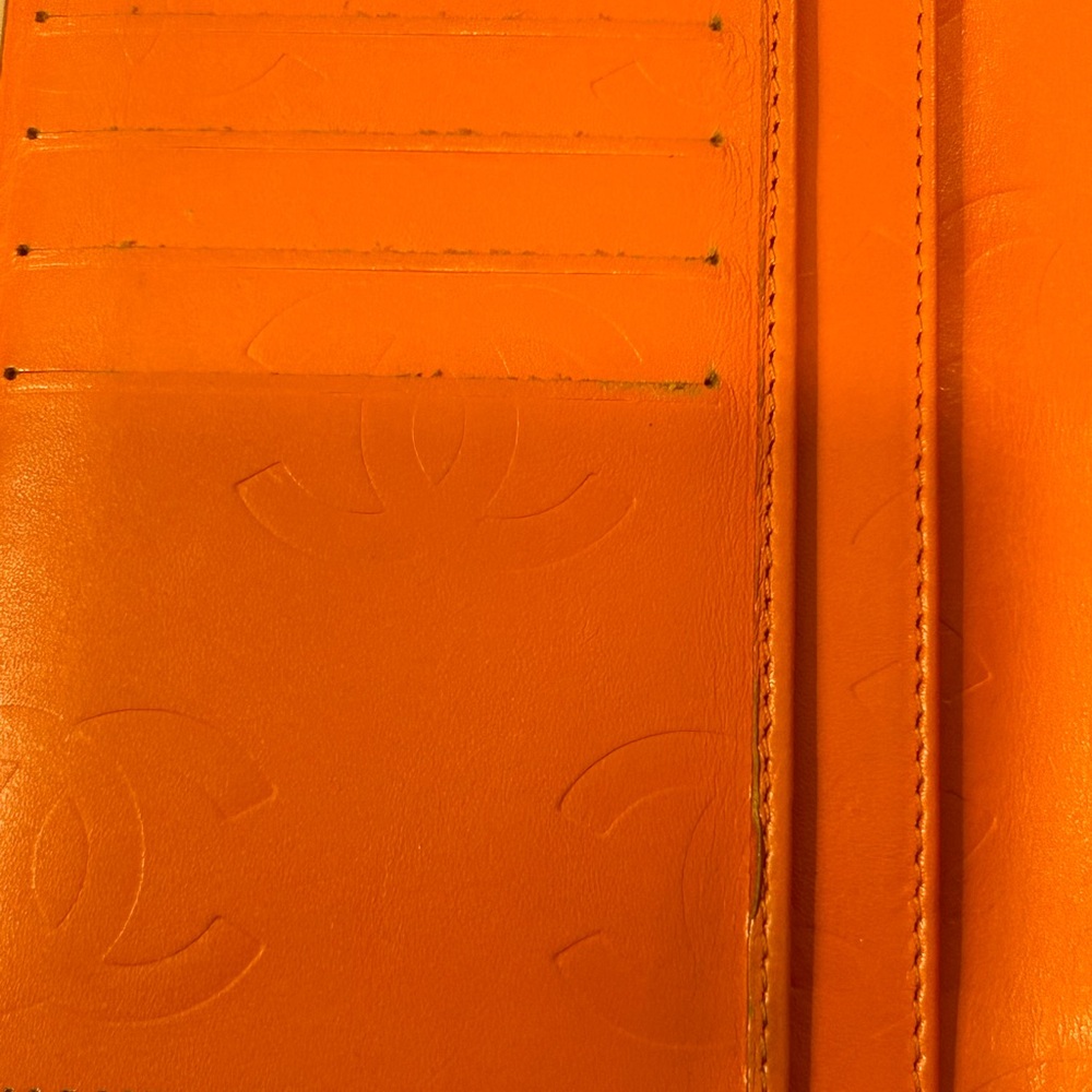 Chanel Wallet - Picture 5 of 12